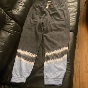 victoria’s secret pink sweatpants